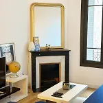 Celine 4 Avec Chambre, La Defense Пюто