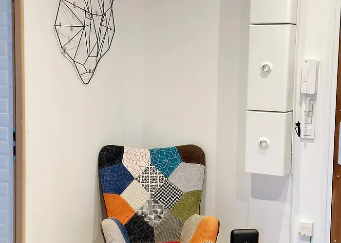 Celine 4 Avec Chambre, La Defense *